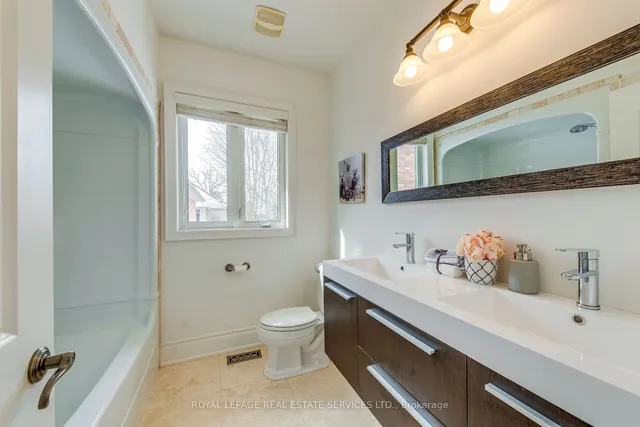 Additional image 33 of 3341 Lakeshore Rd