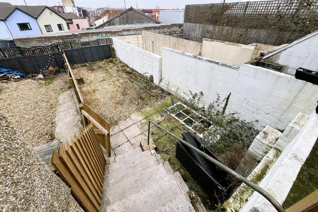 Additional image 5 of UPDATING | GARDEN | BS3