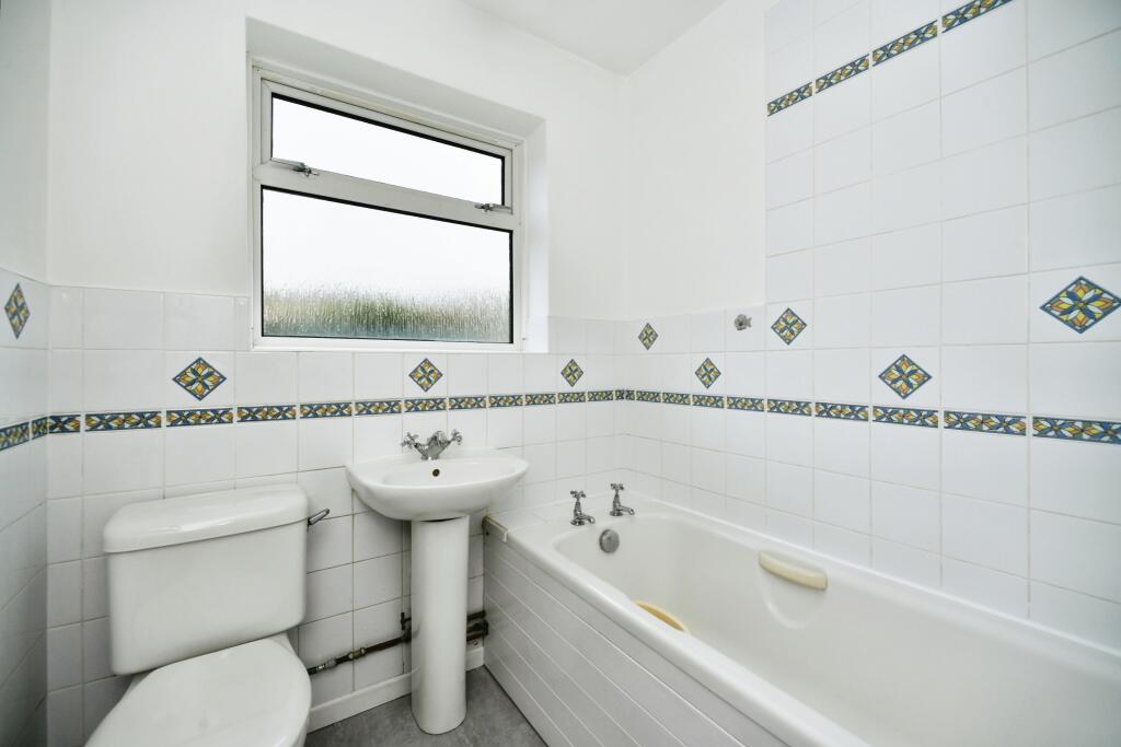 Additional image 10 of Oaklands Avenue, Saltdean, Brighton, East Sussex, BN2