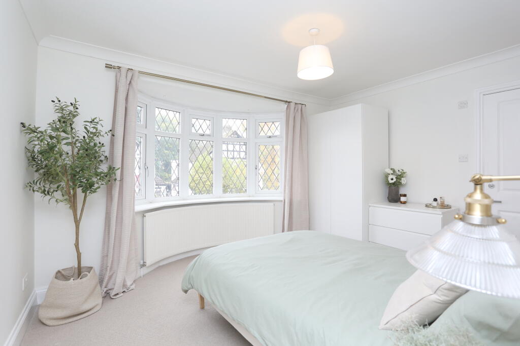 Additional image 11 of Hayes Wood Avenue, Bromley, BR2