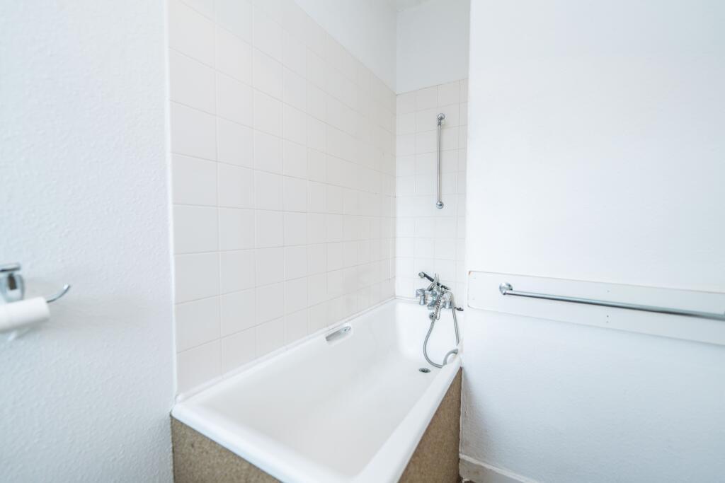 Additional image 41 of The Royal Hotel, 63 Broad Street, Fraserburgh, Aberdeenshire