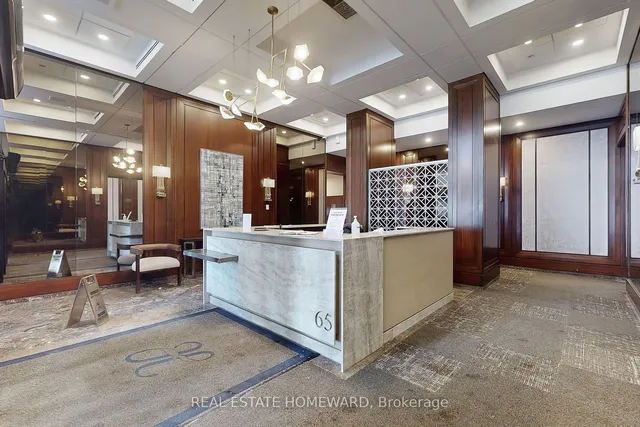 Additional image 40 of 65 Harbour Sq Unit 1404