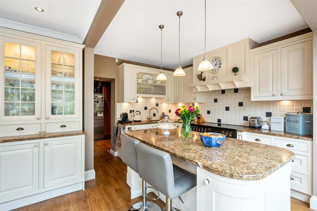 Additional image 13 of Pilkington Avenue, Sutton Coldfield