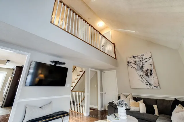 Additional image 11 of 2154 Salma Cres