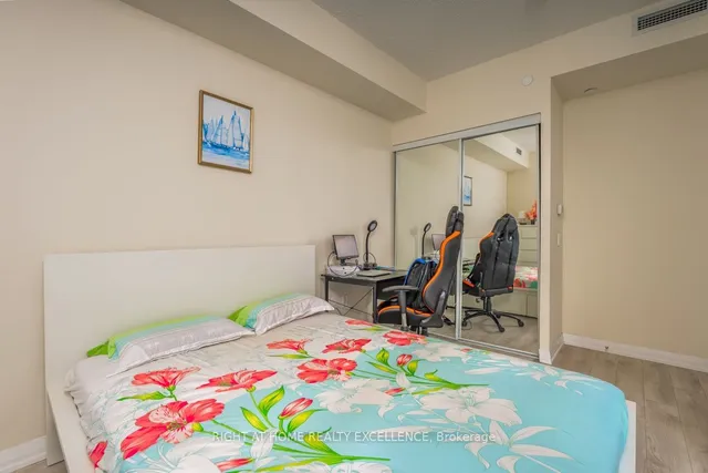 Additional image 20 of 65 Watergarden Dr Unit 504