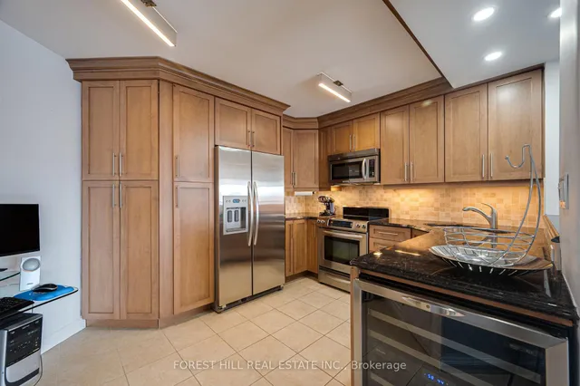 Additional image 8 of 2267 Lakeshore Blvd Unit 707