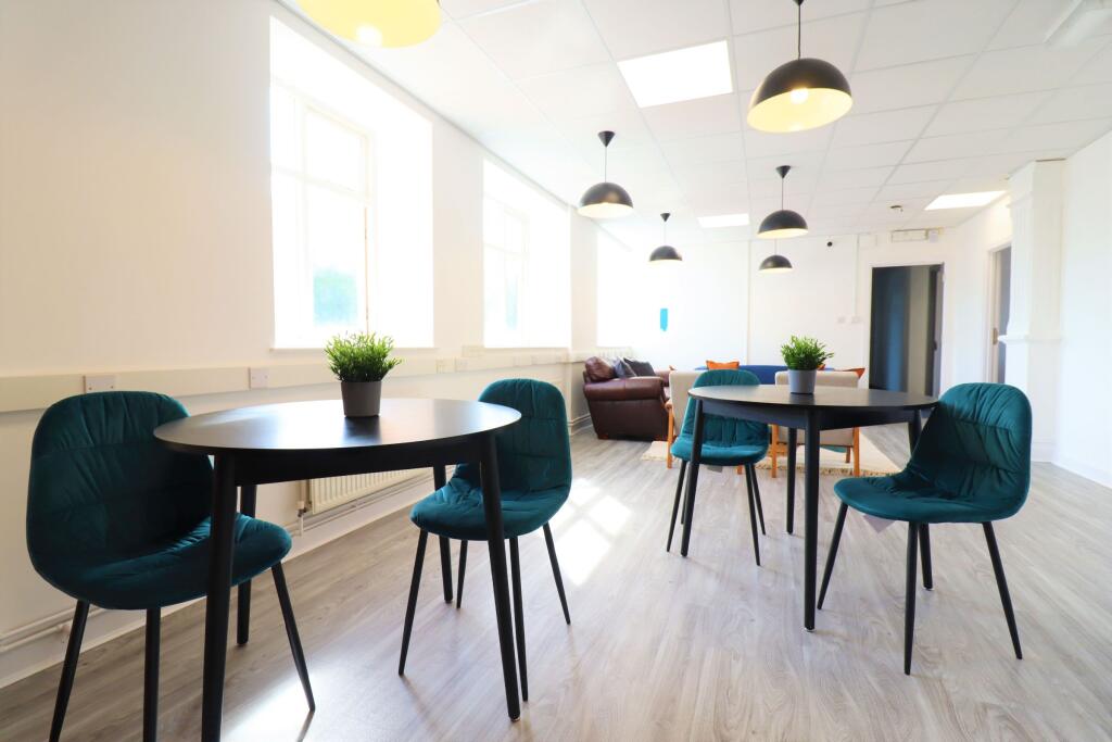 Additional image 5 of H2 offices, 2 - 10 Holton Road, Barry CF63 4HD