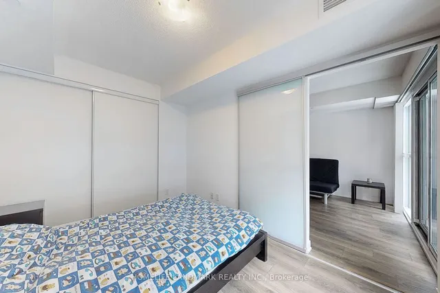 Additional image 27 of 87 Peter St Unit 617