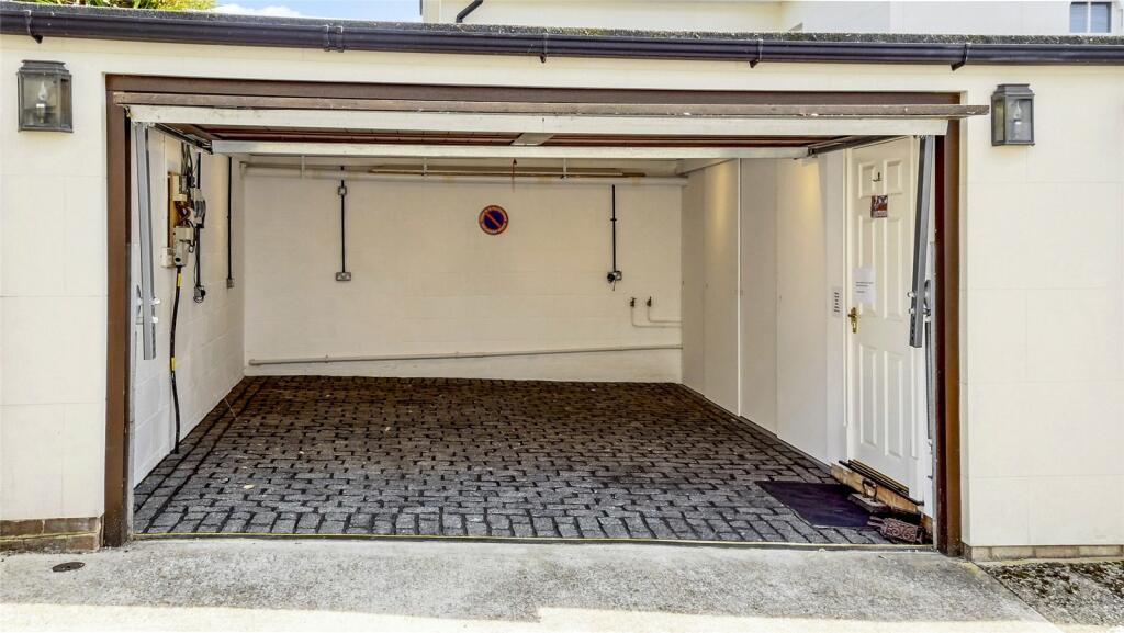 Additional image 30 of King Street, Arundel, West Sussex, BN18