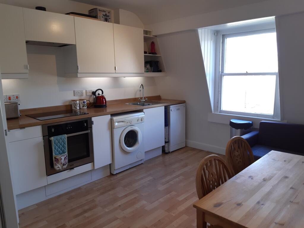 Additional image 5 of Bath