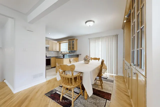 Additional image 14 of 7 Geneva Cres