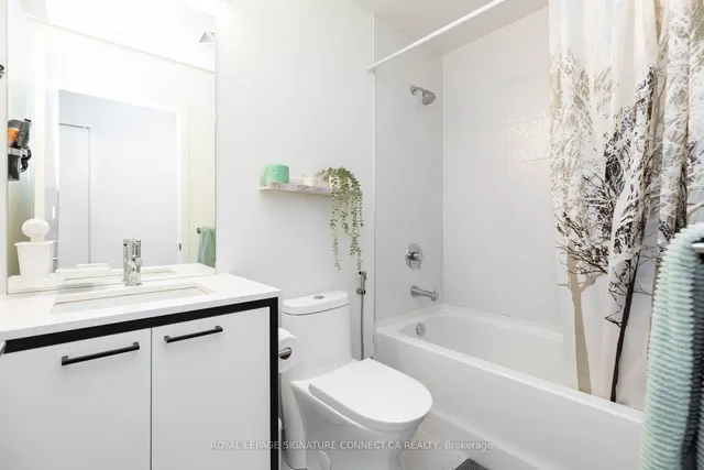 Additional image 24 of 1808 St Clair Ave Unit 219