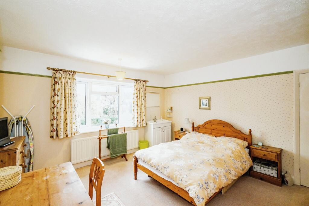 Additional image 8 of West Park Lane, Goring-By-Sea, Worthing