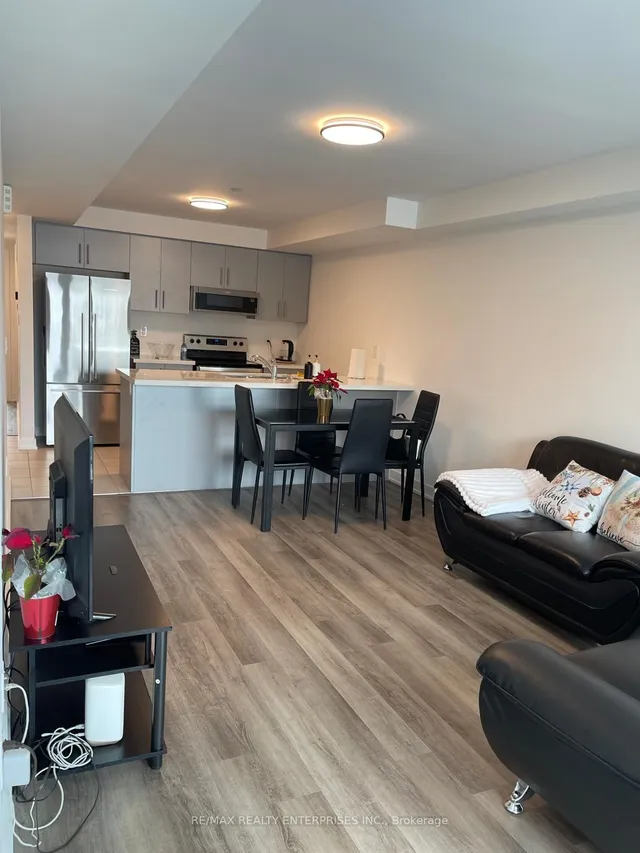 Additional image 4 of 175 Veterans Dr Unit 14