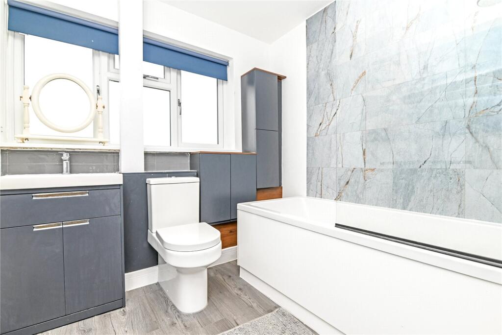 Additional image 8 of Davis Field, New Milton, Hampshire, BH25