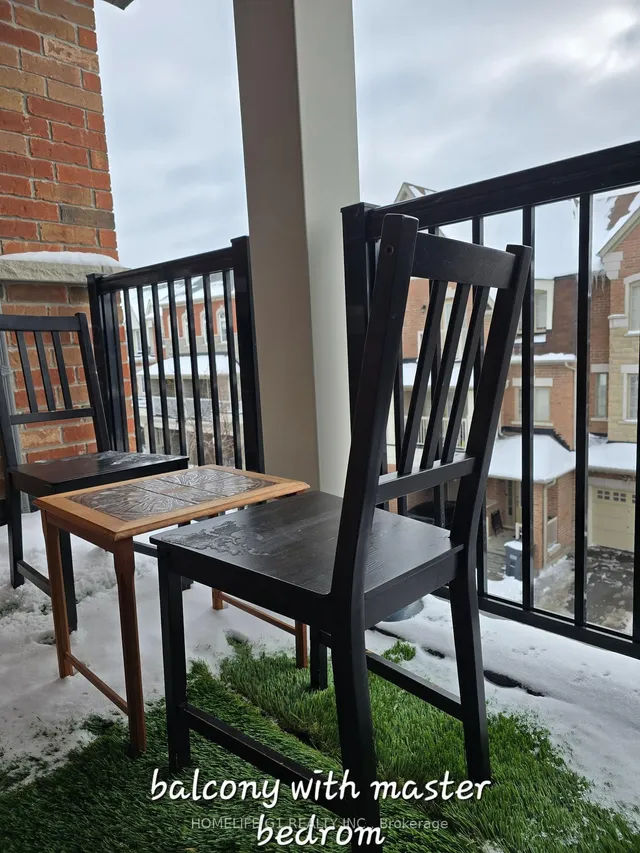 Additional image 24 of 8 Kayak Hts