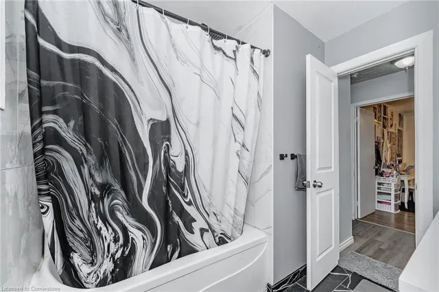 Additional image 22 of 320 Country Hill Dr