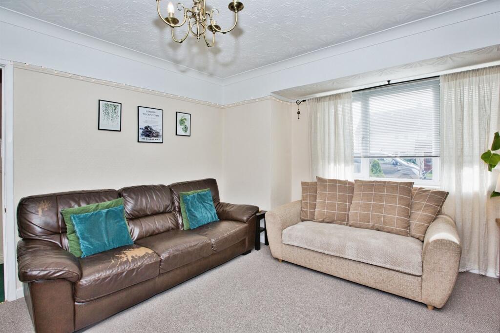Additional image 4 of Roe Avenue, Houndstone, Yeovil
