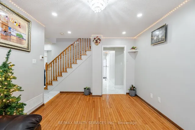 Additional image 11 of 67 Stoneledge Circ