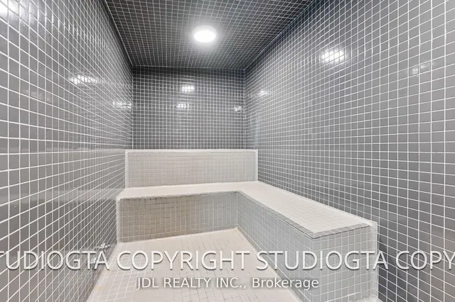 Additional image 18 of 25 Richmond St Unit 1315