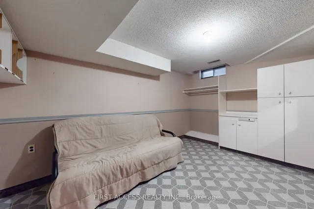 Additional image 35 of 6 Charcoal Dr