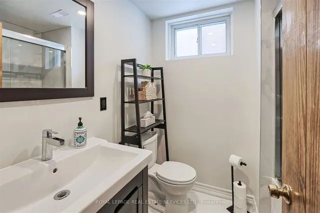Additional image 21 of 15 Fulwell Cres