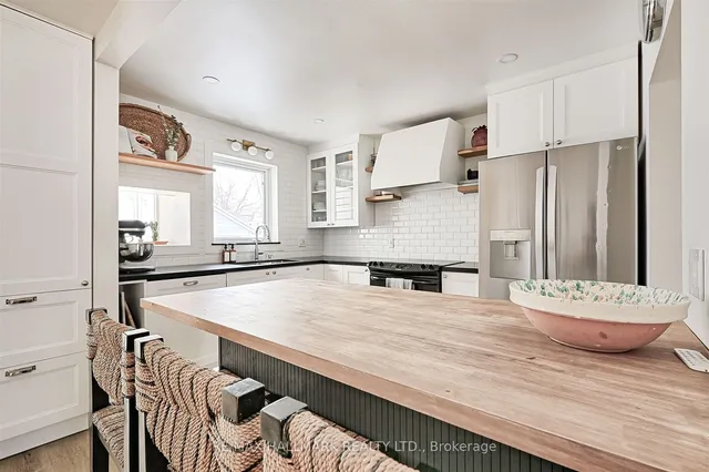 Additional image 14 of 471 Gilbert Ave