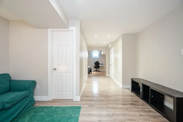 Additional image 28 of 1645 Clark Blvd