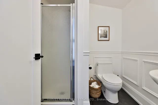 Additional image 18 of 20 Crewe Ave