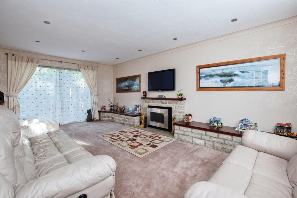 Additional image 2 of Juniper Close, Ferndown