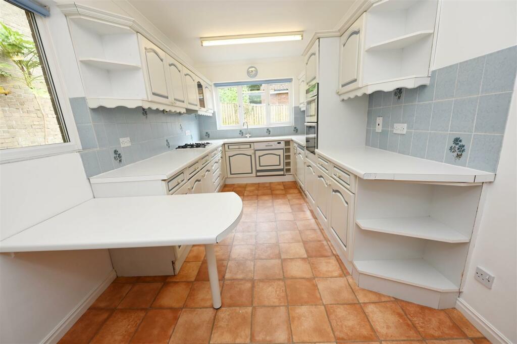 Additional image 8 of Silver Garth, Barton