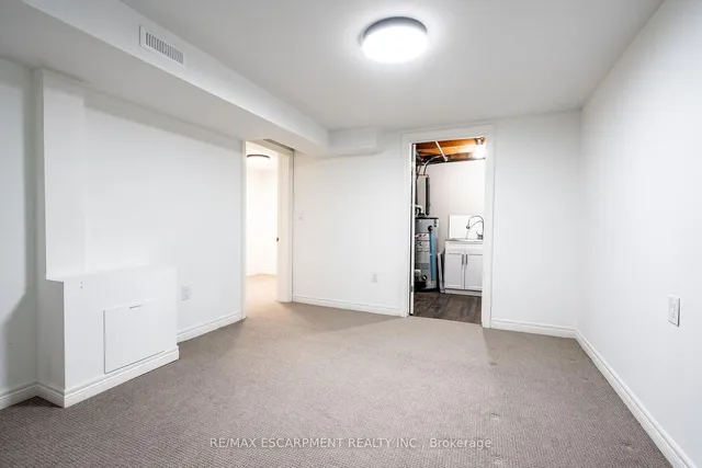 Additional image 32 of 3135 MICHAEL Cres