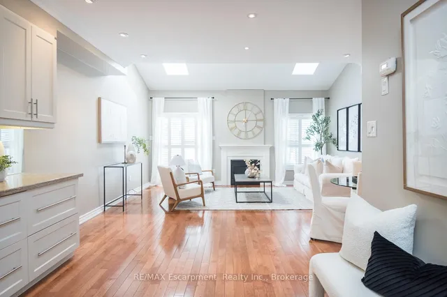 Additional image 4 of 1050 Grand Blvd Unit 29