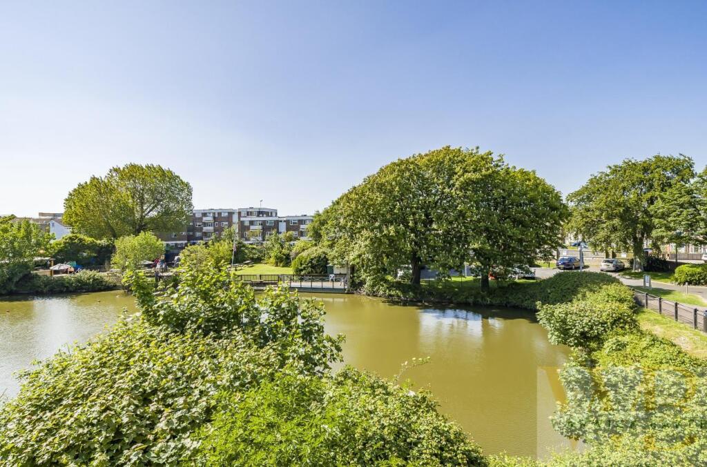 Additional image 4 of Swiss Gardens, Shoreham-By-Sea