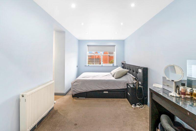 Additional image 16 of Riverside Close, St Georges - IMPRESSIVE 5 BED HOME