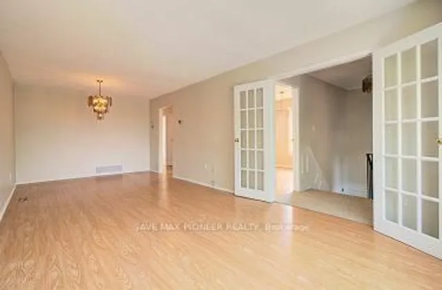 Additional image 6 of 122 Centre St