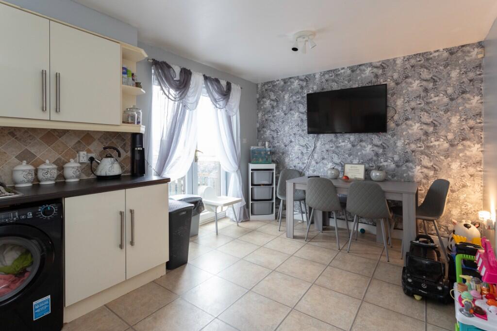 Additional image 2 of Keepers End, Bingley, BD16