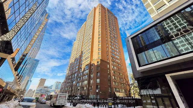 Additional image 3 of 633 Bay St Unit 1008