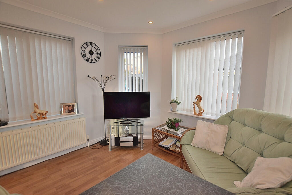 Additional image 6 of Fontenay Road, Richmond