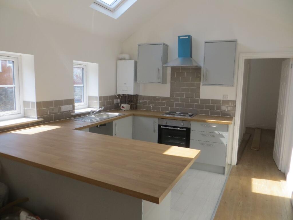 Additional image 4 of Fox Road