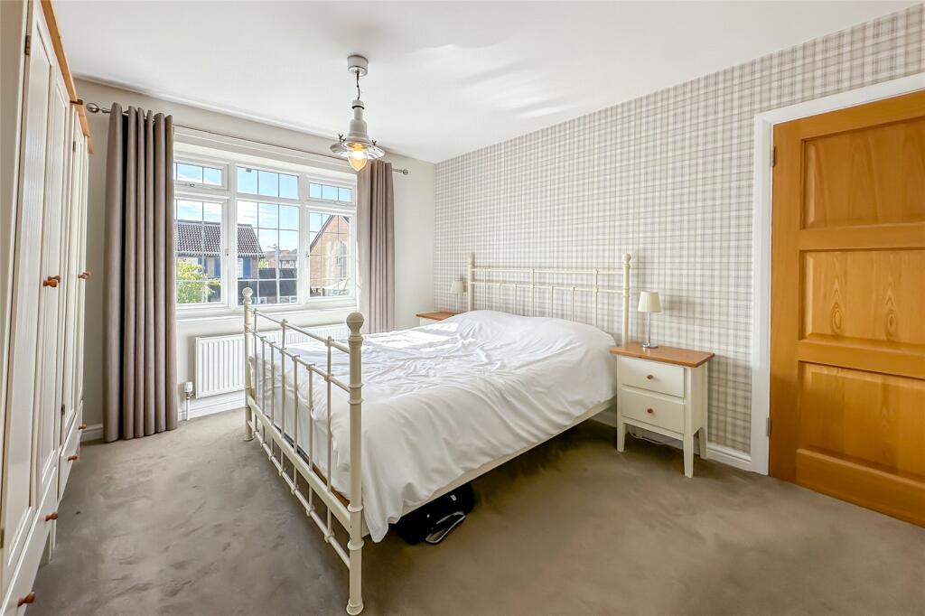 Additional image 18 of Woodfield Way, St. Albans, Hertfordshire, AL4