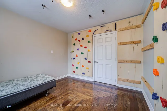 Additional image 17 of 27 Harfleur Rd