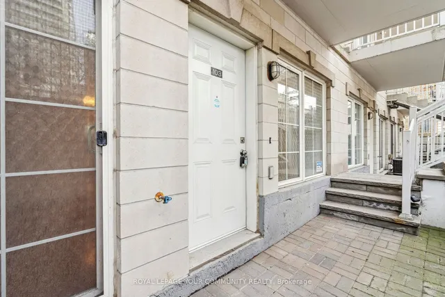 Additional image 3 of 207 Wellesley St Unit 103