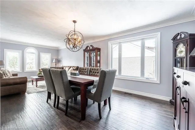 Additional image 8 of 11 Summit Dr