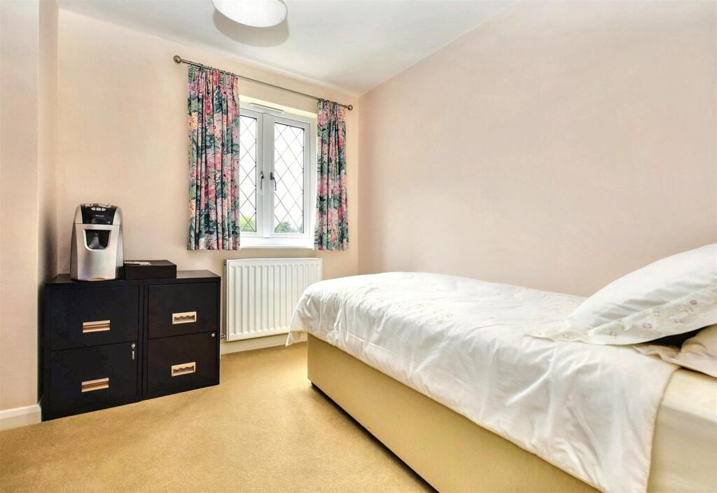 Additional image 13 of Elevated position with the Swiss Valley