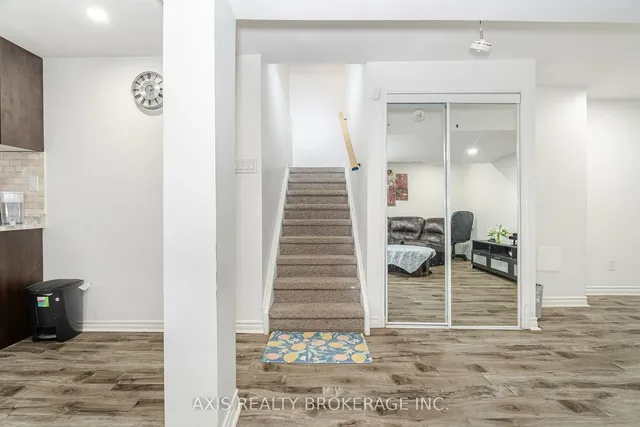 Additional image 34 of 25 Laurentide Cres