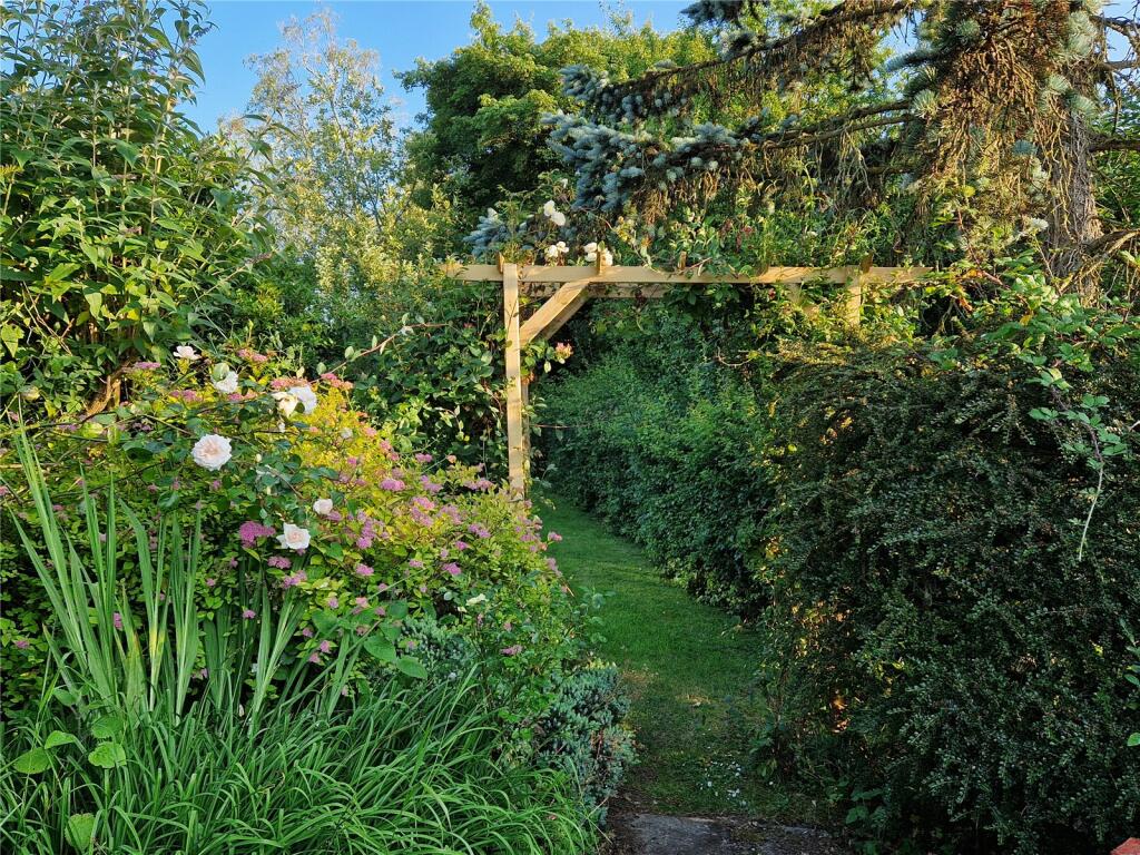 Additional image 18 of The Whispers, Wanstrow