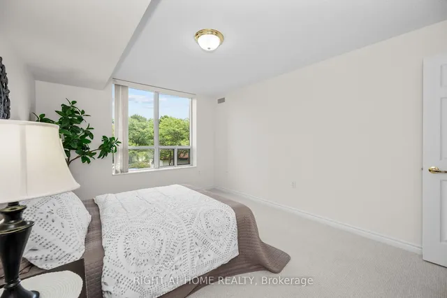 Additional image 16 of 100 Burloak Dr Unit 1214