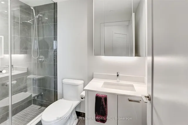 Additional image 24 of 1 Edgewater Dr Unit 212