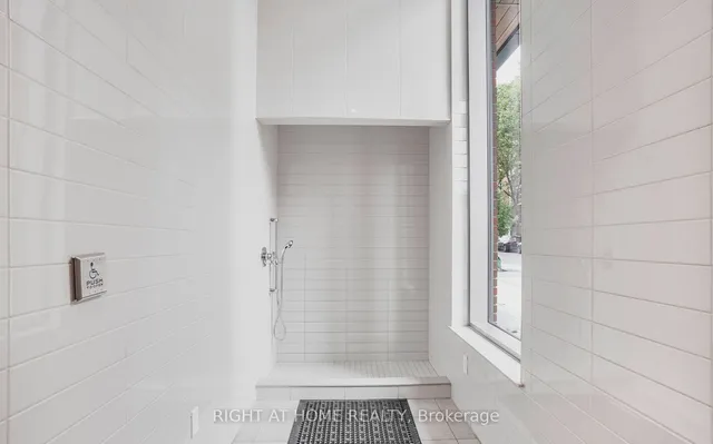 Additional image 22 of 212 King William St Unit 805